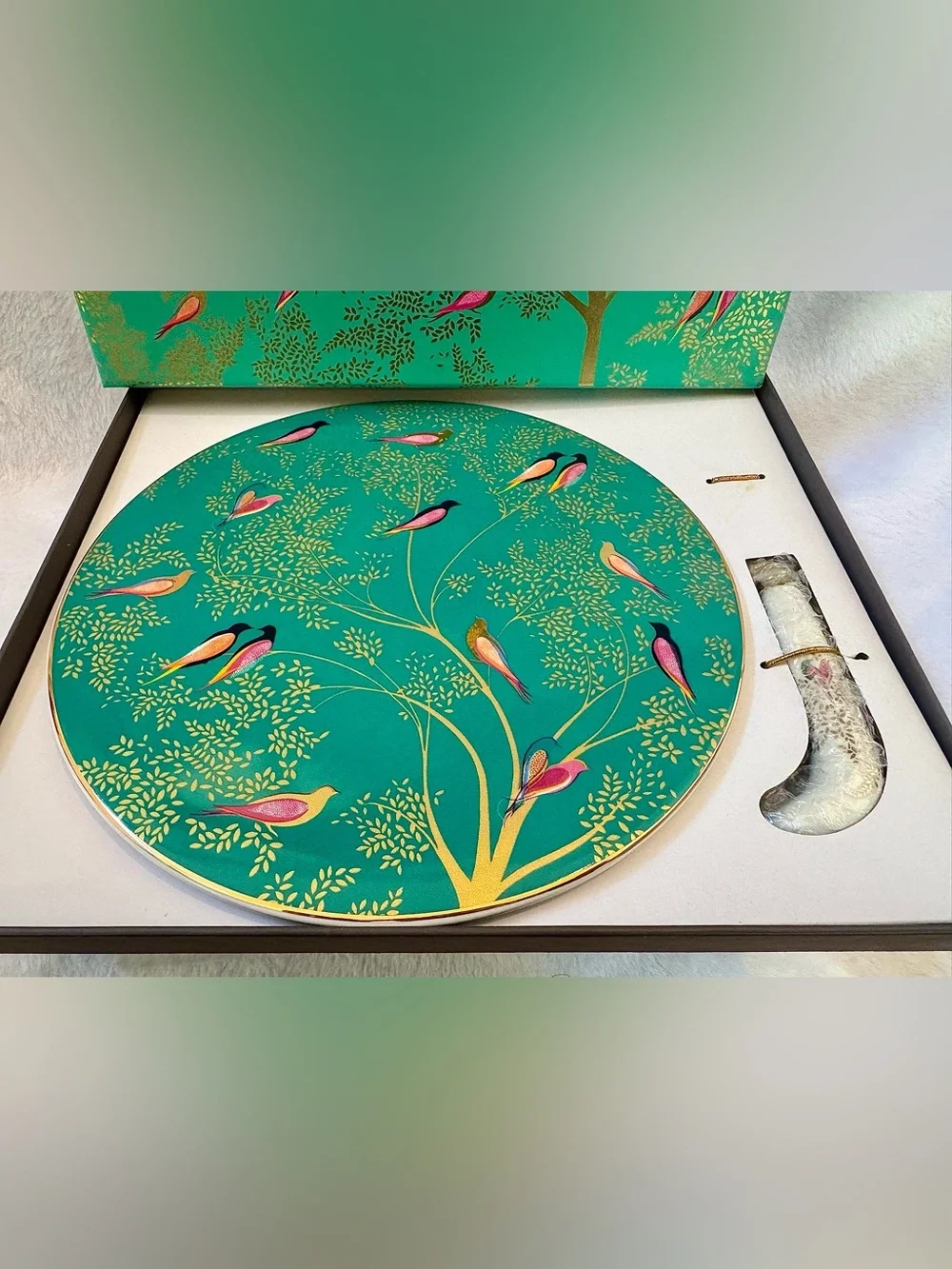 NWT Portmeirion Sara Miller London Gold Embellished Chelsea Cheese Plate